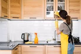 Kitchen cleaning